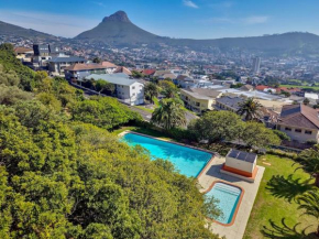 Apartment situated on the slope of Table Mountain!